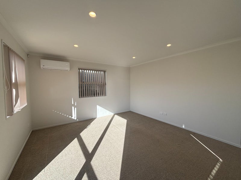 76 Totara Meadows Court, Wiri, Auckland - Carousel 2
