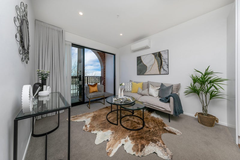 505/1817A Great North Road, Avondale, Auckland - Carousel 1