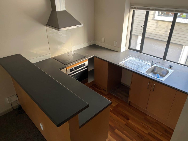 27 Dovedale Place, Parnell, Auckland - Carousel 2