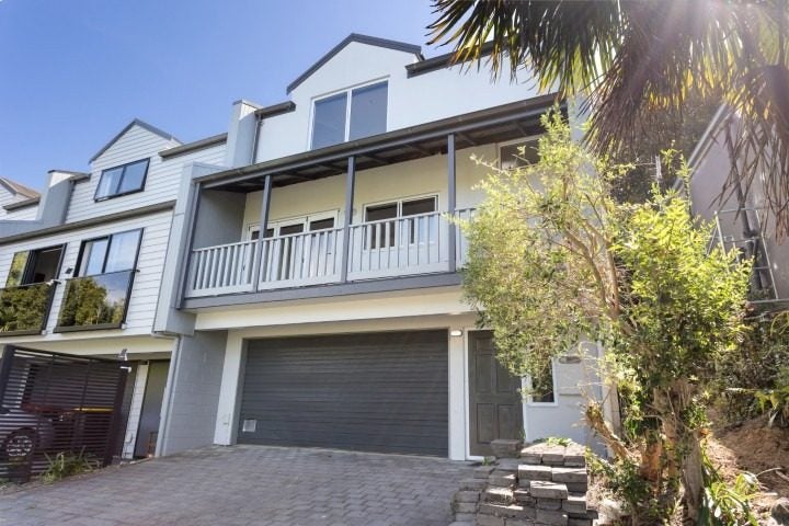 82C Fourth Avenue, Tauranga - Carousel 1