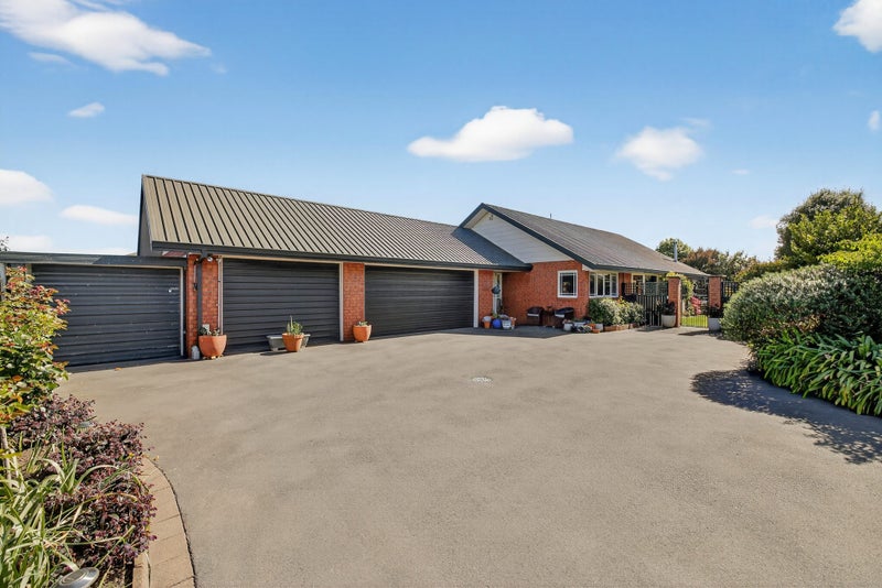 4 Windward Lane, Bromley, Christchurch - Carousel 1