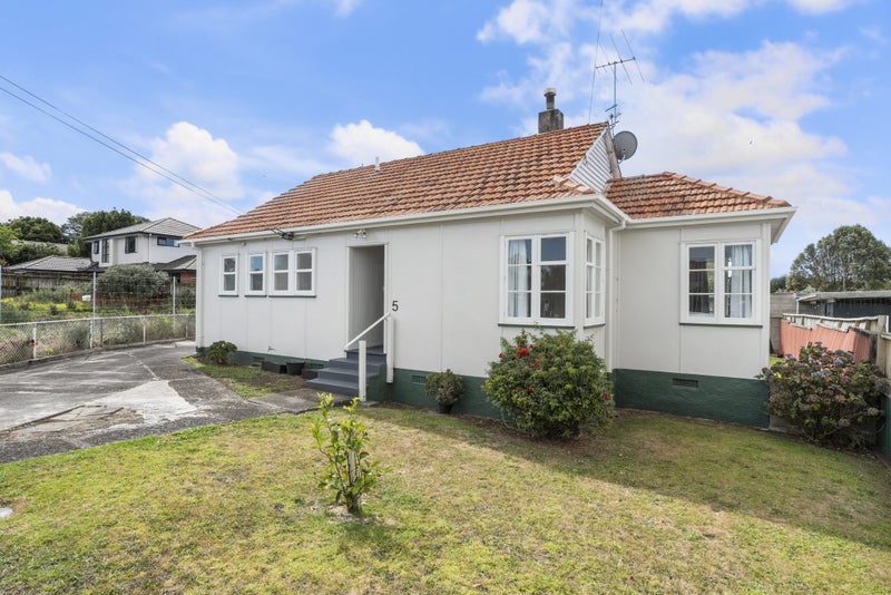 5 Santos Place, Onehunga, Auckland - Carousel 1