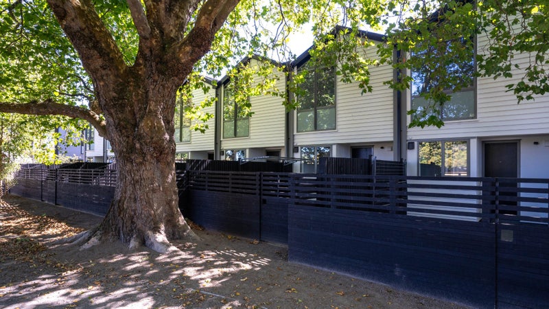 15/27 Harewood Road, Papanui, Christchurch - Carousel 1