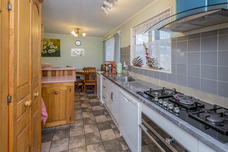 Property Valuation for 25 Adkin Avenue, Levin, Levin Trade Me