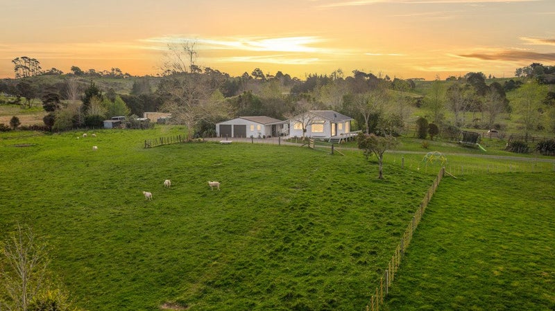 56 Aubrey Road, Stillwater, Silverdale - Carousel 1