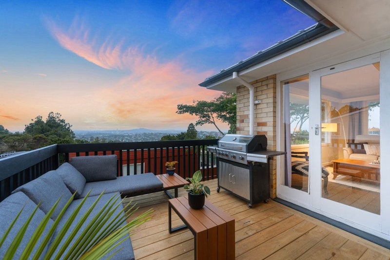 1/177 Glenfield Road, Hillcrest, Auckland - Carousel 2