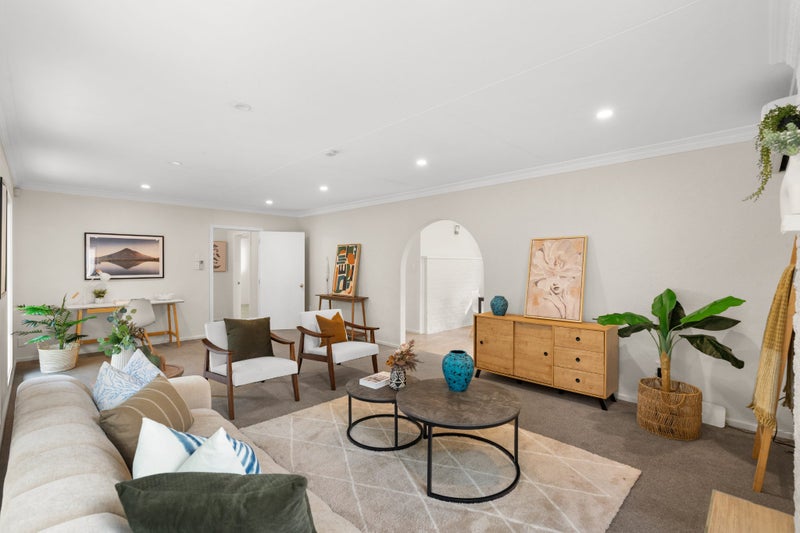 37 Burnside Crescent, Burnside, Christchurch - Carousel 2