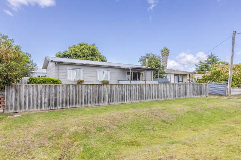 20 Ellison Street, Otane - Carousel 1