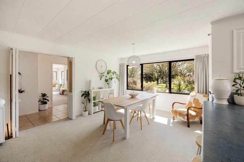 2 Byron Street, Leamington, Cambridge - Carousel 2