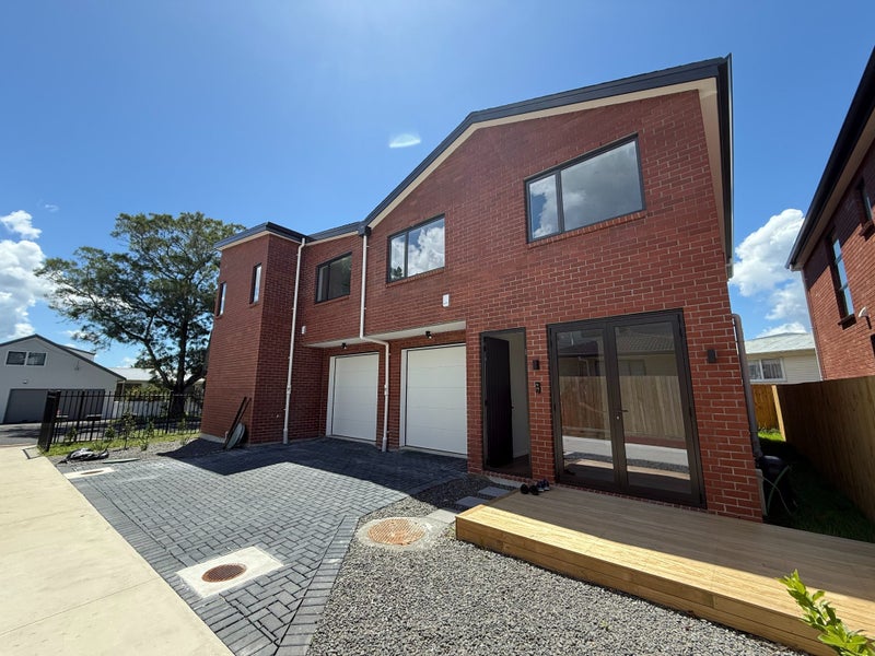 28A Pinedale Place, Henderson, Auckland - Carousel 1