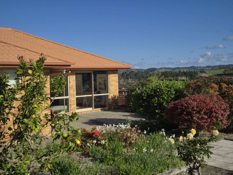 9 Hewson Drive, Snells Beach, Snells Beach - Carousel 1