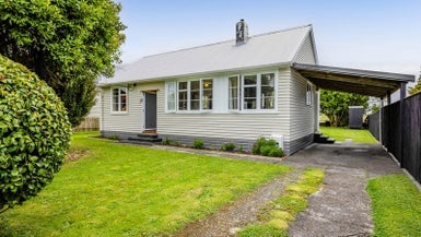 16 Egmont Street, Kaponga, Hāwera - Carousel 1