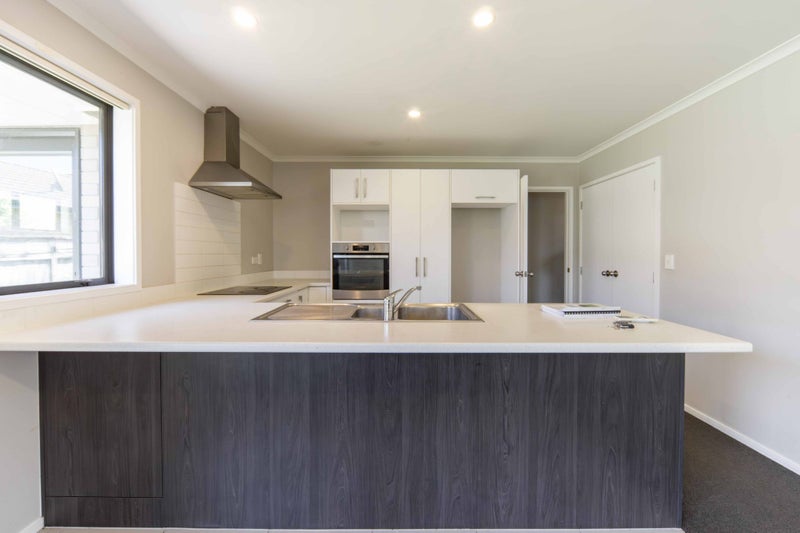 12 Teafields Court, Huntington, Hamilton - Carousel 2