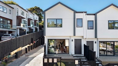 72 Langana Avenue, Browns Bay, Auckland - Carousel 1