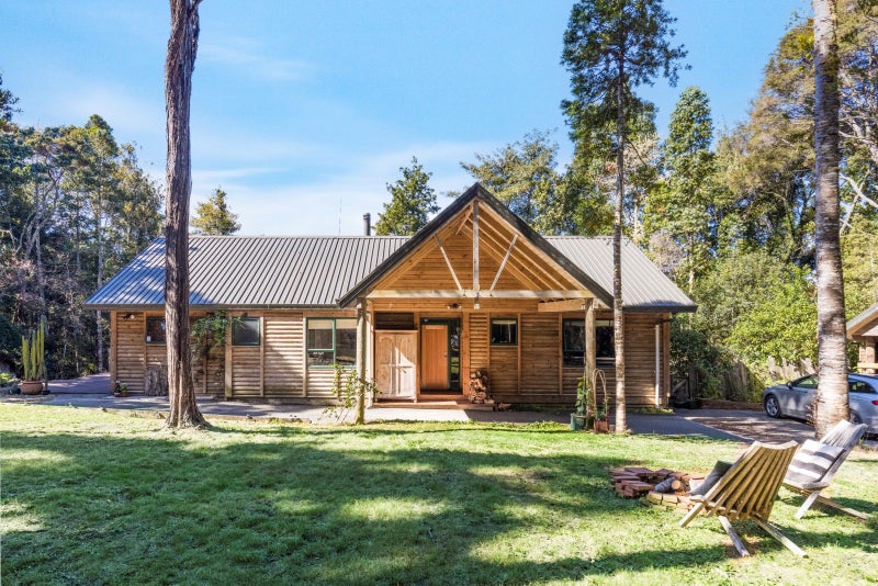 81 Brick Bay Drive, Sandspit, Warkworth - Carousel 1