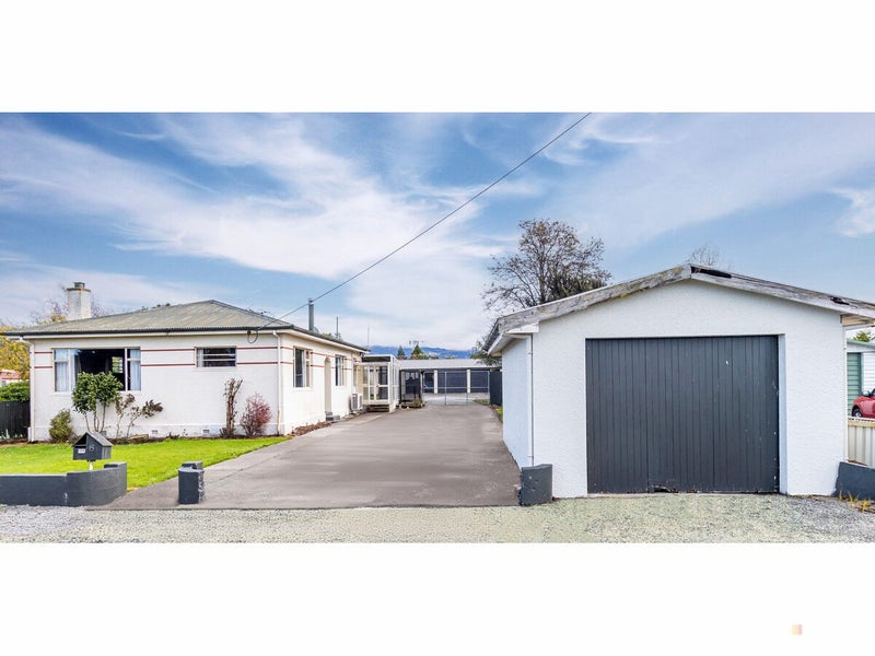 6 Michael Street, Waimate, Waimate - Carousel 1