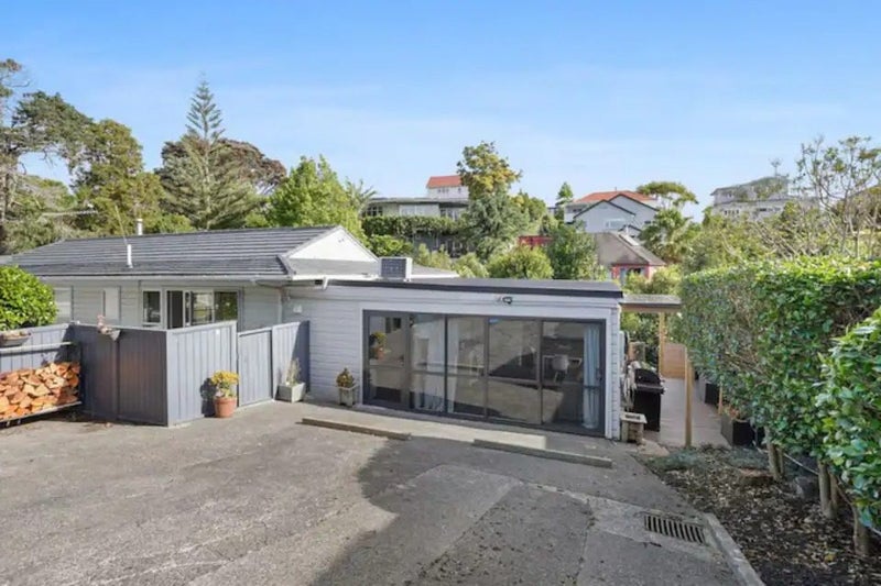 3A Palmer Crescent, Mission Bay, Auckland - Carousel 1