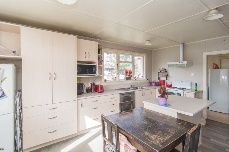 52 Maude Street, Temuka - Carousel 2