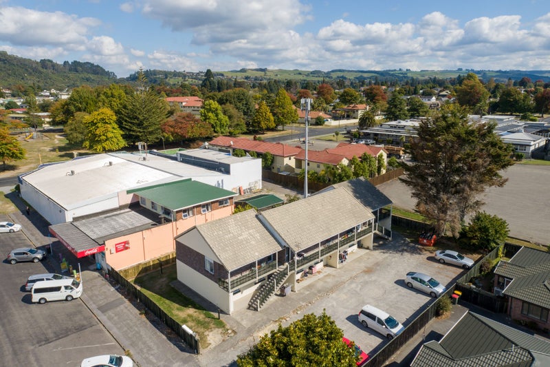 4/13 Gibson Street, Fenton Park, Rotorua - Carousel 1