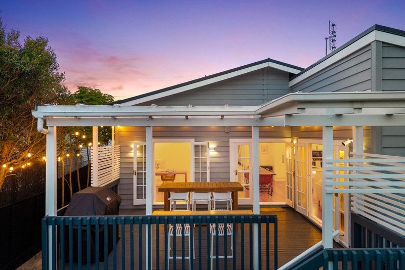 83 Golf Road, New Lynn, Auckland - Carousel 2