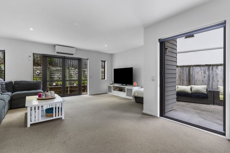 32/92 Bush Road, Albany, Auckland - Carousel 2