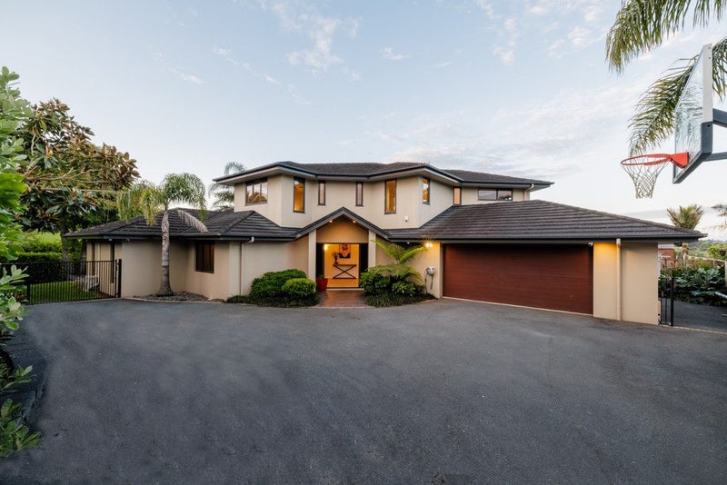 2 Stonebridge Road, TEMPLE VIEW, HAMILTON - Carousel 2