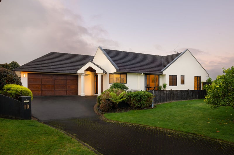 10 Drumfearn Place, Rototuna, Hamilton - Carousel 1