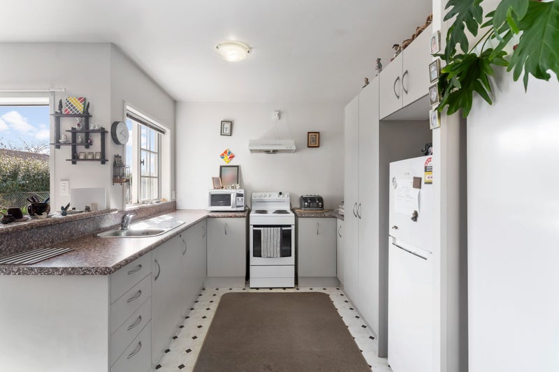 24B Henderson Avenue, Tuakau - Carousel 2