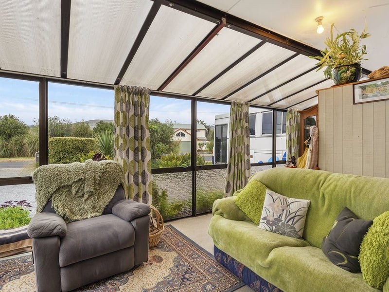 18 Stewart Street, Waikouaiti, Waikouaiti - Carousel 2