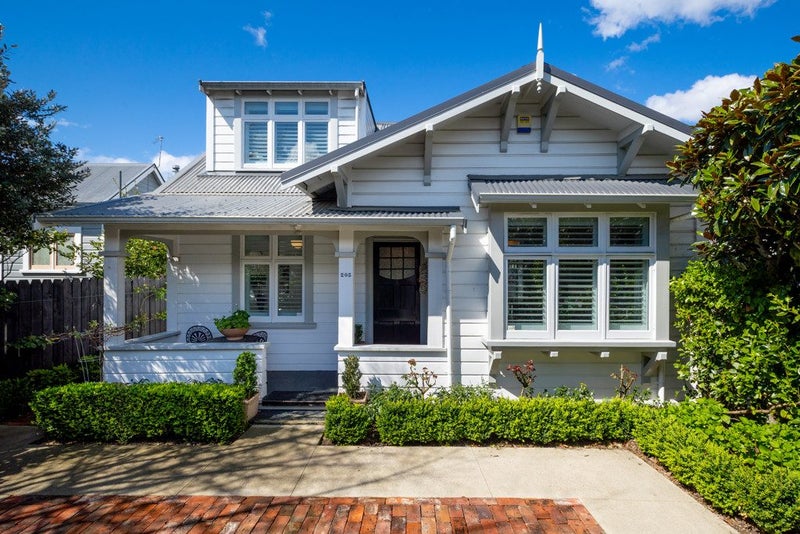 205 Collingwood Street, Nelson, Nelson - Carousel 2