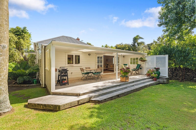 27 Ngauruhoe Street, Mount Eden, Auckland - Carousel 2