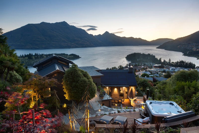 38 Edinburgh Drive, Queenstown, Queenstown - Carousel 1