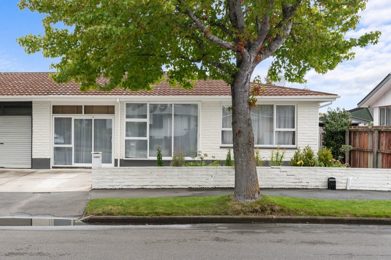 1/6 Valerie Place, Redwood, Christchurch - Carousel 1