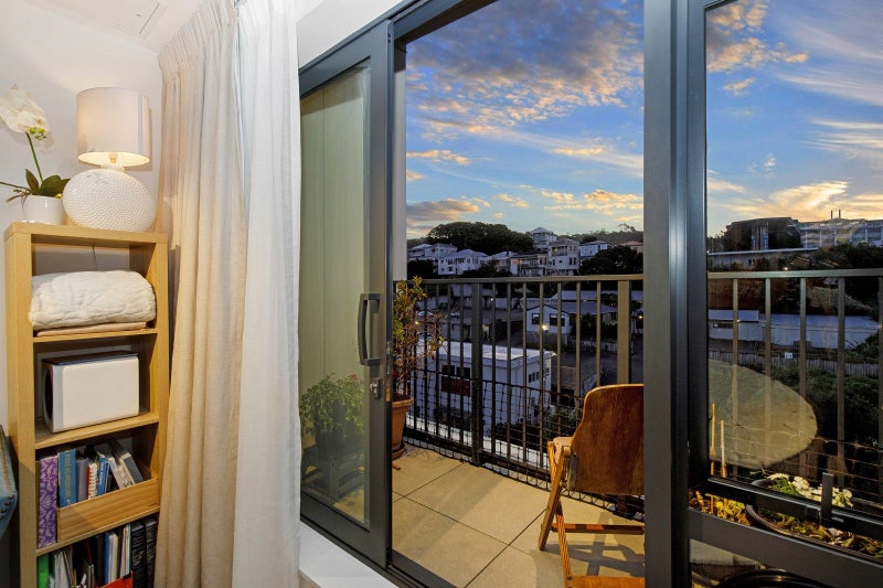 614/21 King Street, Mount Cook, Wellington - Carousel 2