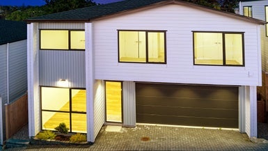 21D Barron Drive, Green Bay, Auckland - Carousel 1