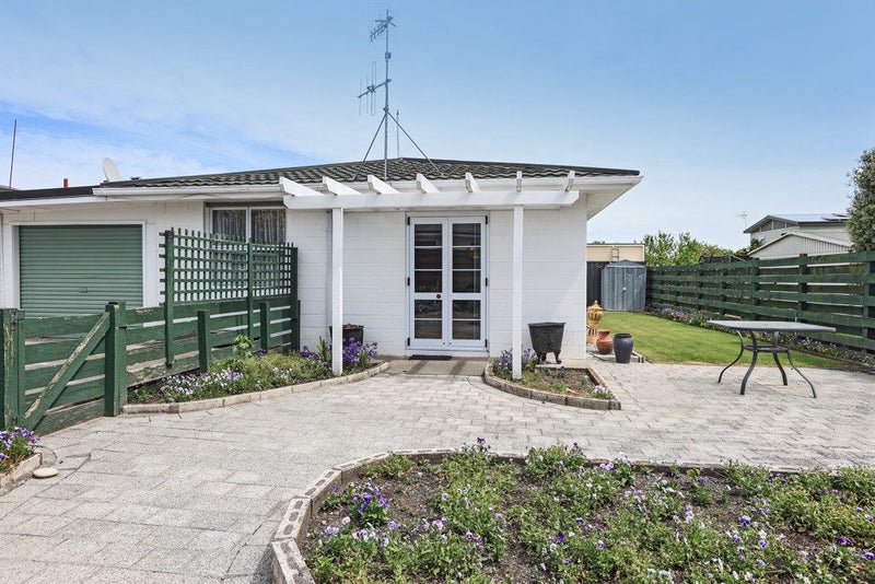 2/34 Te Aute Road, Havelock North, Havelock North - Carousel 1