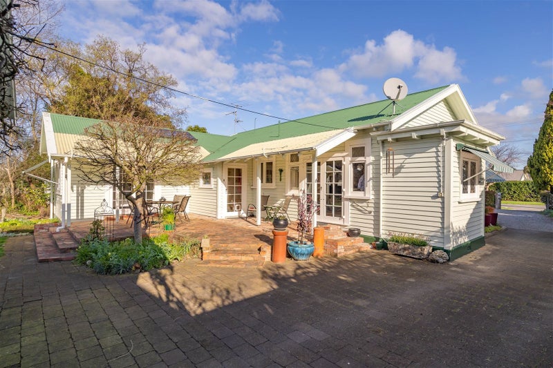 2 College Street, Masterton - Carousel 20