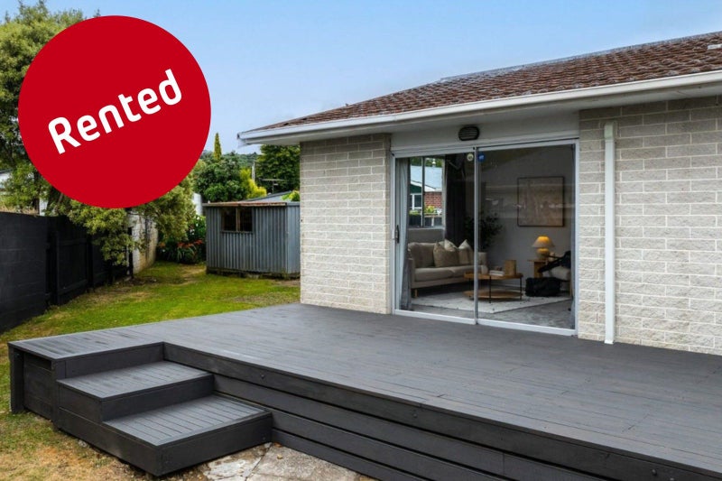 5a SEQUOIA PL, MAORIBANK, UPPER HUTT - Carousel 1