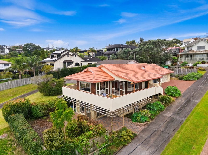 3A Brown Street, Manly, Whangaparaoa - Carousel 1