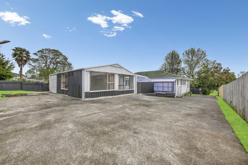 56 Kemble Close, Mangere, Auckland - Carousel 2
