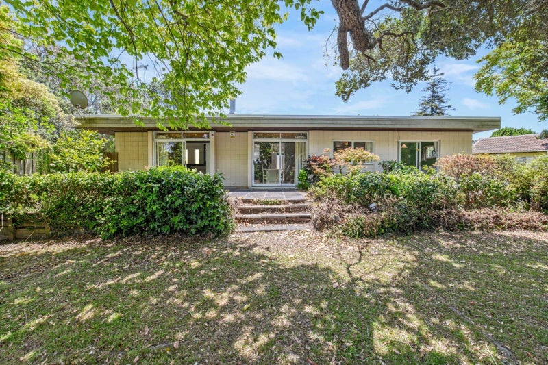 10 Wanaka Place, Pakuranga Heights, Auckland - Carousel 1