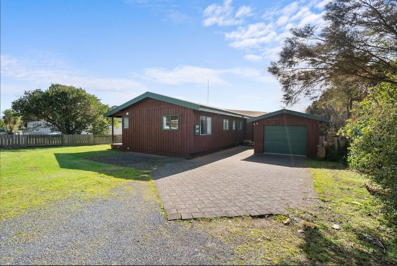 8 Stonehaven Drive, Whangarei - Carousel 1