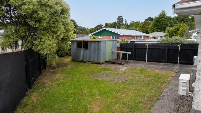 5a SEQUOIA PL, MAORIBANK, UPPER HUTT - Carousel 15