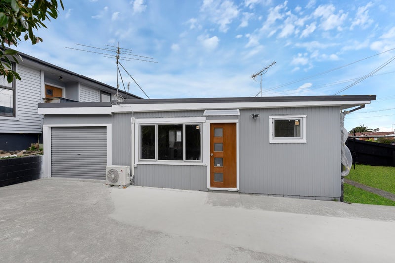 1/116 Beaumonts Way, Manurewa, Auckland - Carousel 1