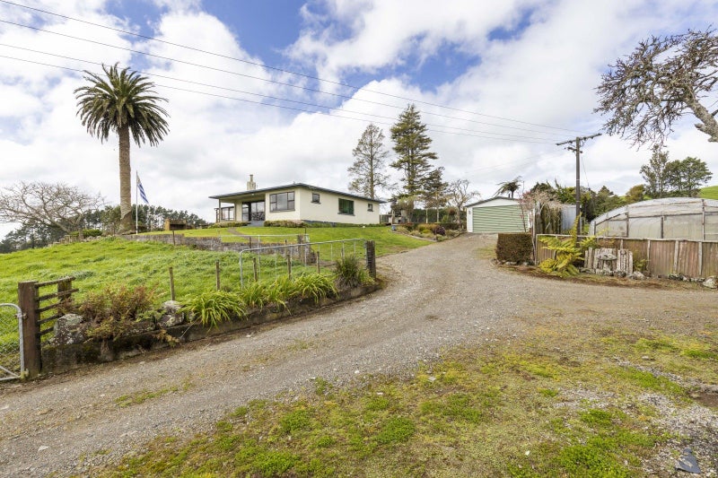 614 Lincoln Road, Everett Park, Inglewood - Carousel 1