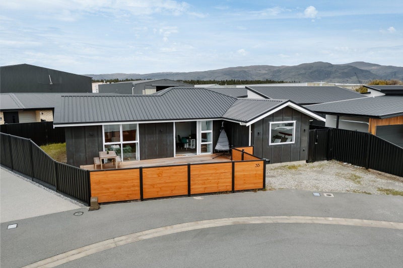 35 Smitham Drive, Cromwell, Cromwell - Carousel 1