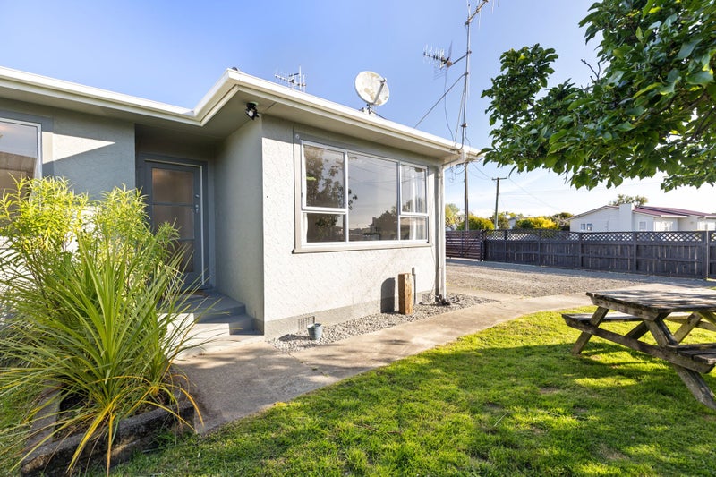 15 Sinclair Avenue, Highbury, Palmerston North - Carousel 13