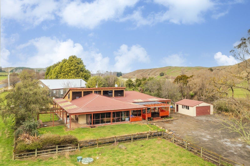 872 Pourerere Road, Waipawa - Carousel 2