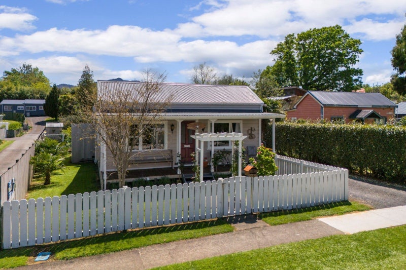 9 George Street, Waihi, Waihi - Carousel 2