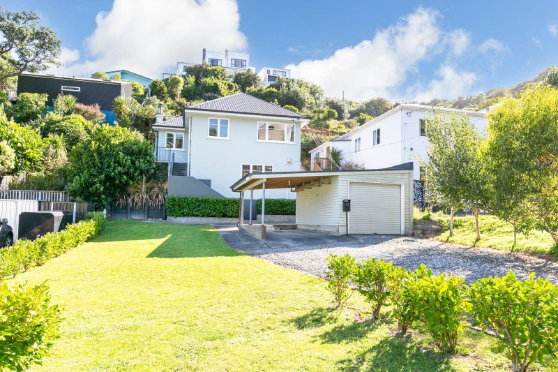 51 Jackson Street, Island Bay, Wellington - Carousel 1